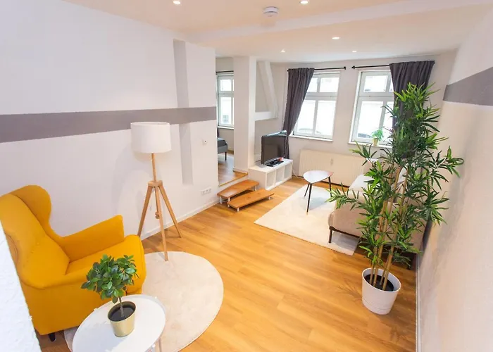 Fullhouse - Halle - Ku15 * Halle (Saale)