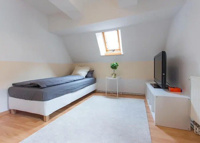 Fullhouse - Halle - Ku15 Halle (Saale)