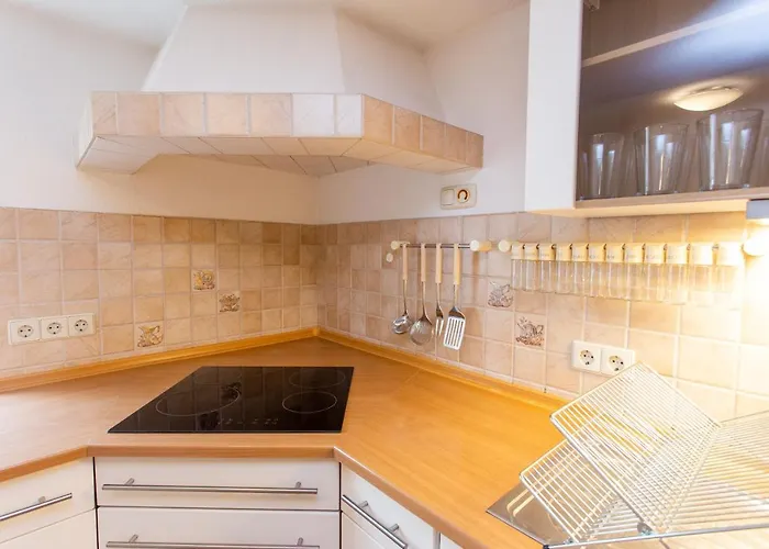 Fullhouse - Halle - Ku15 * Halle (Saale)