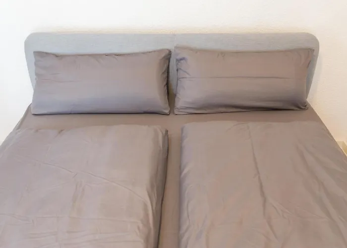 Fullhouse - Halle - Ku15 *