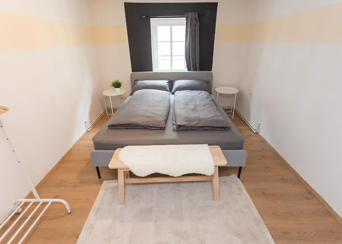 Fullhouse - Halle - Ku15 *